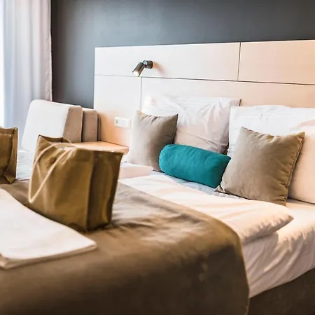 Hotell Thermal Sirava 4*