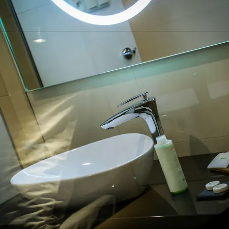 Hotell Thermal Sirava 4*